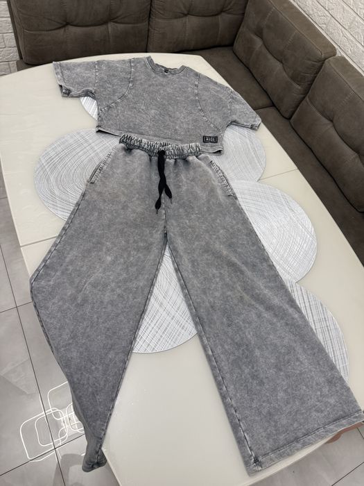 Костюм для дівчинки