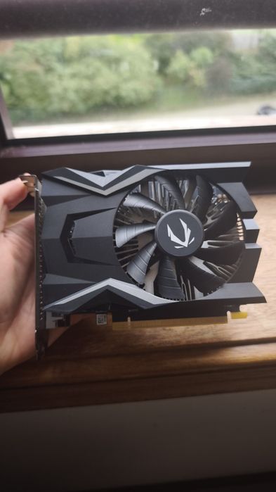 Placa Gráfica Geforce GTX 1650 OC 4GB