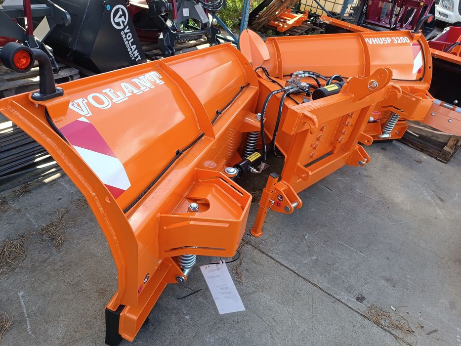 Łyzka krokodyl paleciak pług Volant 4w1 tur ładowarka objętościowa