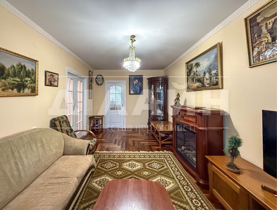 Затишна 3х кімн 68м2 на Фортечній