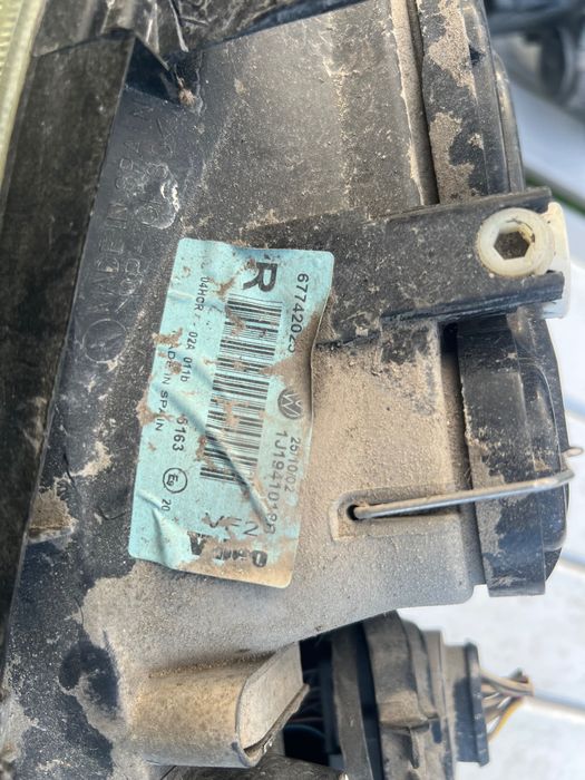 Komplet lamp VW GOLF IV Europa VALEO. Bardzo ładne. LEWA i PRAWA