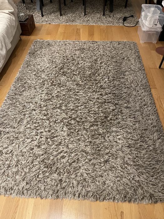 Dois Tapetes Felpudos de Sala