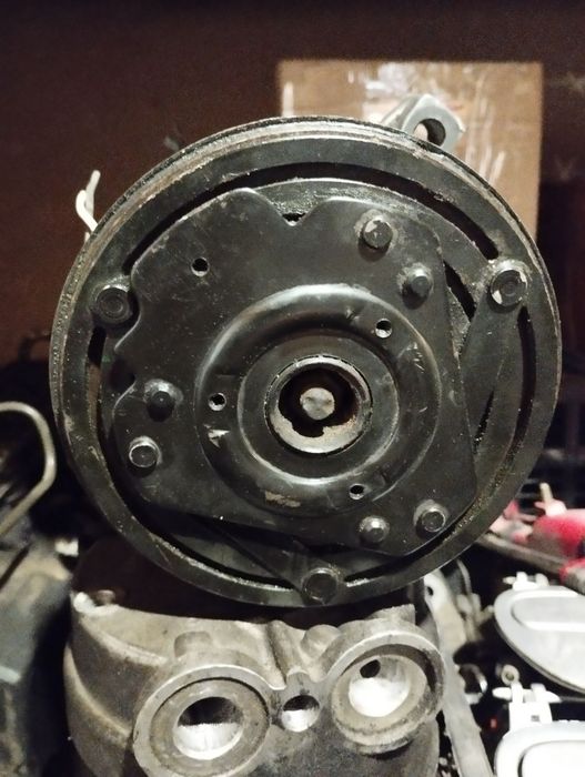 Компрессор кондиционера Opel Omega B 2.0-3.0 БЕНЗИН