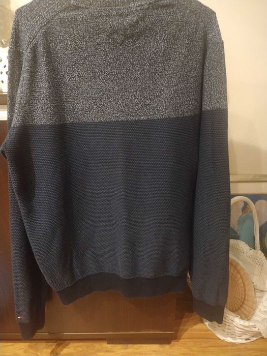 Sweter męski klasyczny Tommy Hilfiger rozm.XL