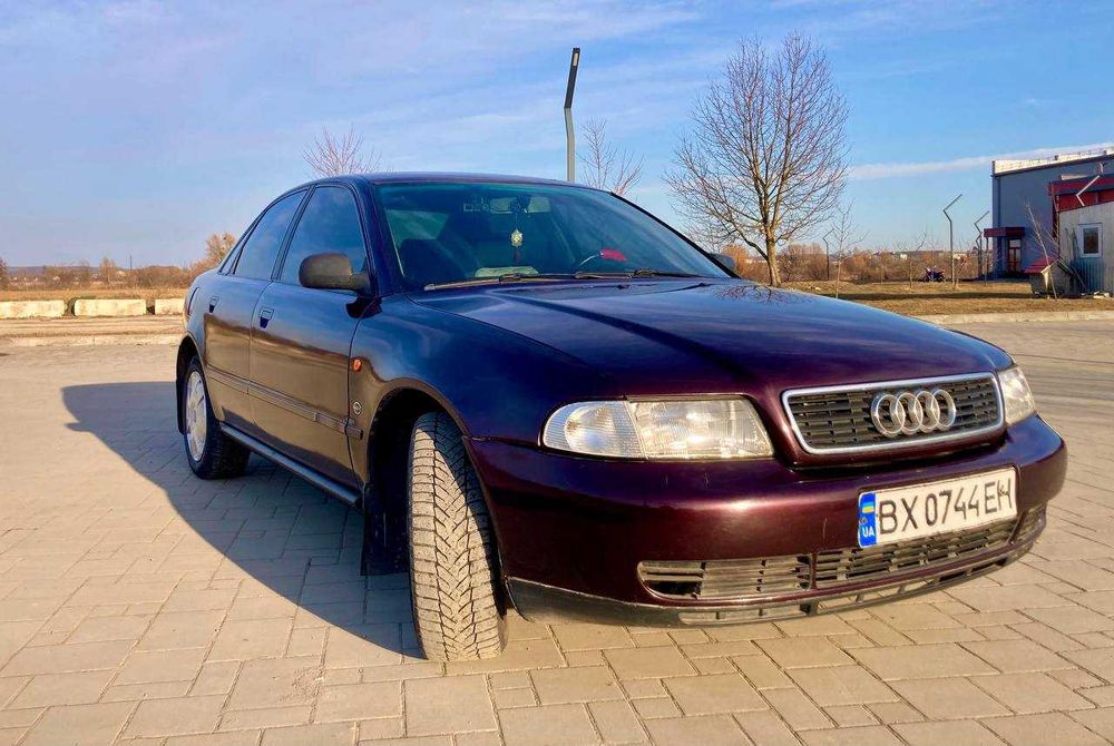 Продам автомобіль AUDI