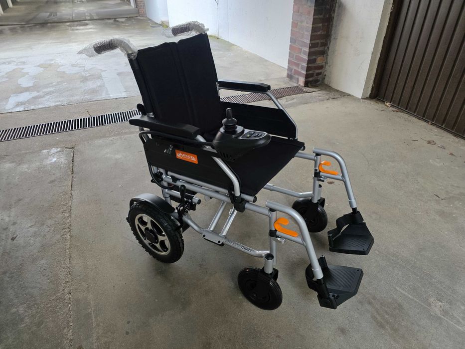 NOWY Elektryczny Wózek Inwalidzki Excel Qnect 45cm