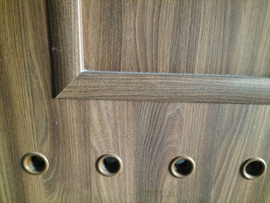 Sprzedam drzwi łazienkowe lewe - 80