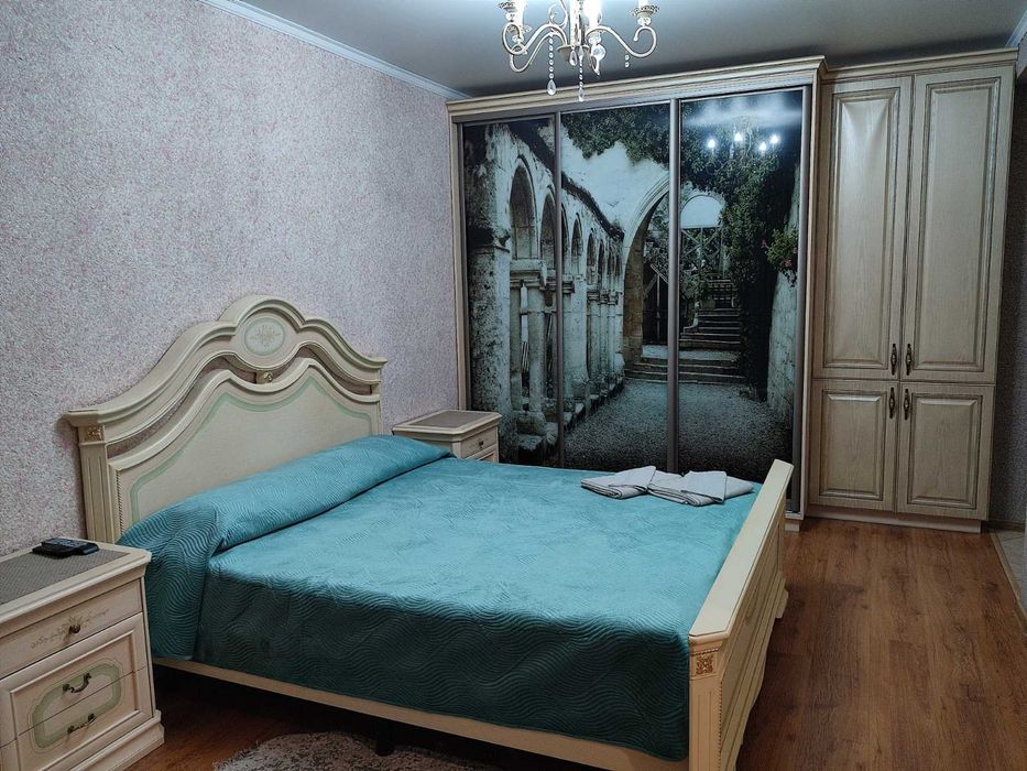 ПОДОБОВО! ЦЕНТР!є інша 1100