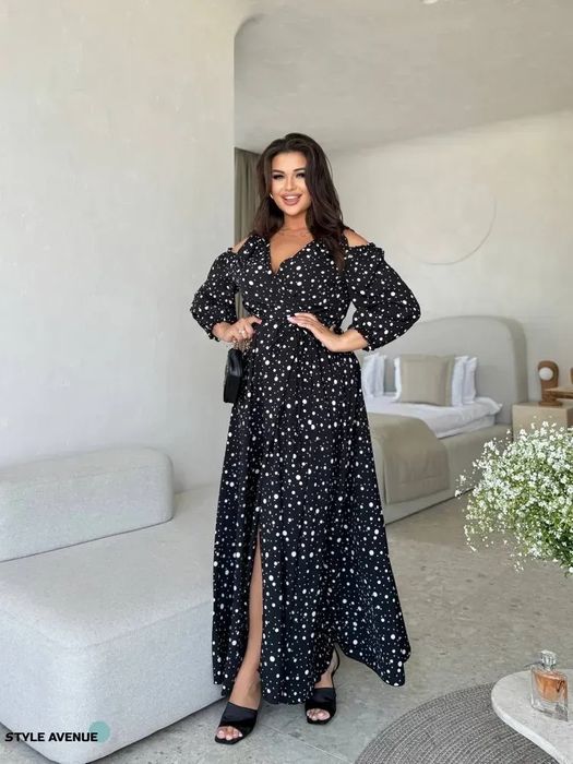 Сукня в горох на запах чорна плаття