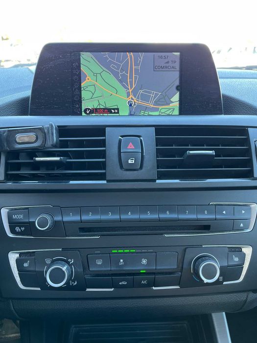 BMW 118D Versão SPORT com 143 cv de 2013