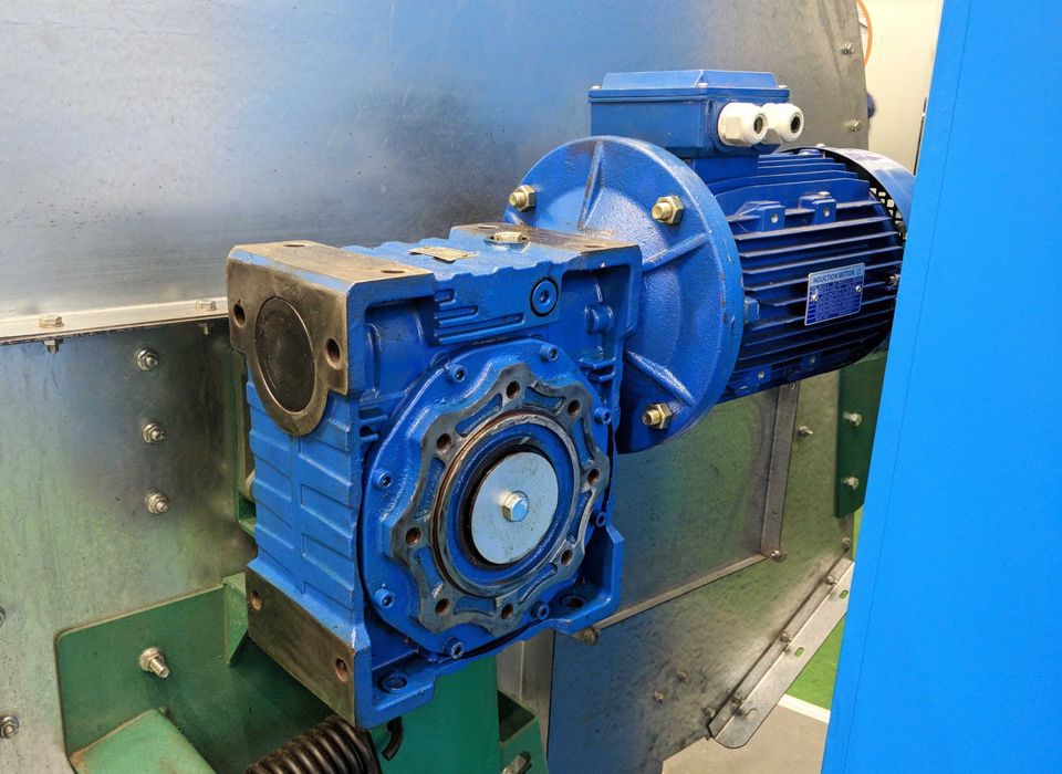 Мотор-редуктор для шнека та норії | Черв'ячний редуктор NMRV/CMRV/PMRV