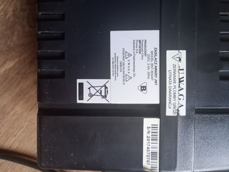 Zasilacz awaryjny UPS 800w