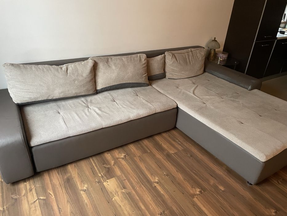 Duza rozkladana rogówka ,kanapa