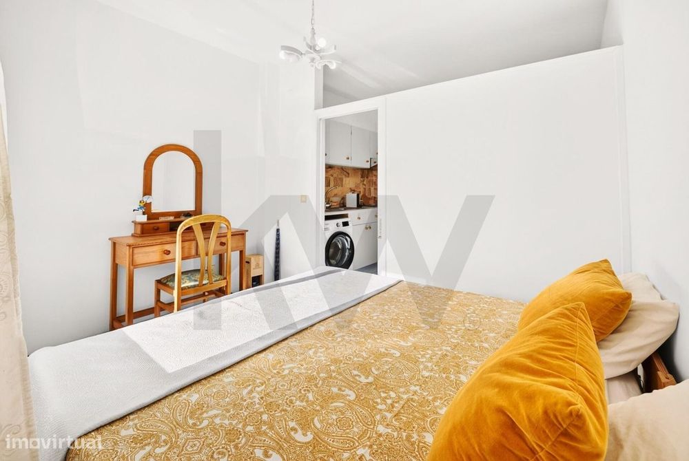 Estudio T0 com Garagem | Centro | Porto Santo