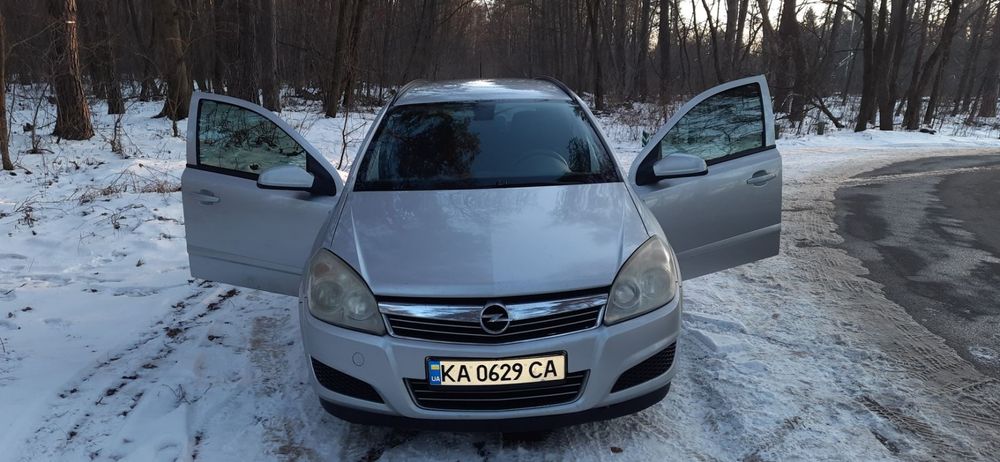 Голі BABU Opel Astra H універсал