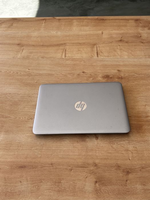 Portatil hp touch screen i7