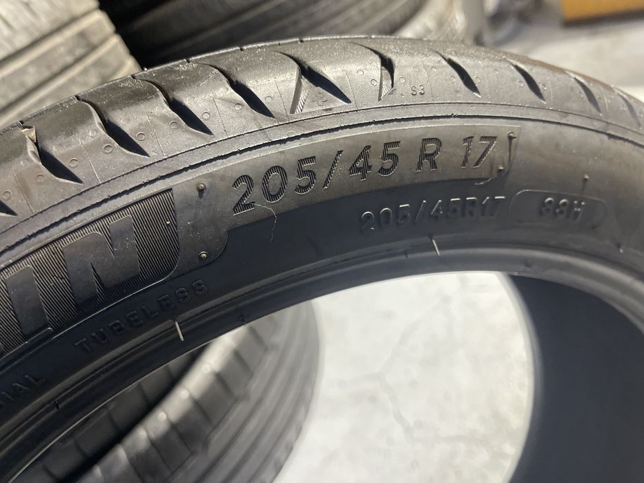 Pneus 205-45r17 Michelin como novos