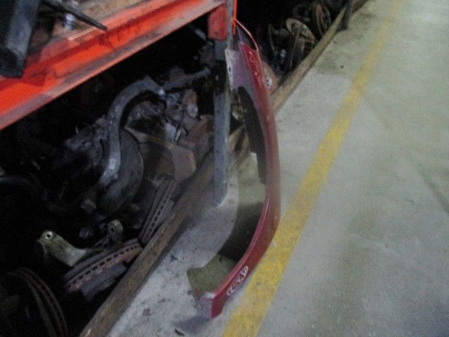 Guarda-lamas esquerdo PEUGEOT 106 I (1A, 1C)