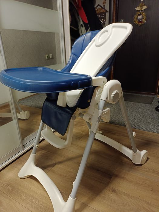 Стільчик для годування Chico
