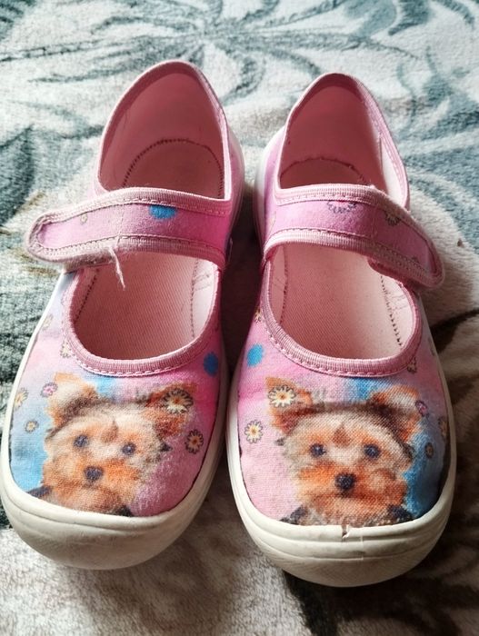 Buty kapcie do przedszkola 32