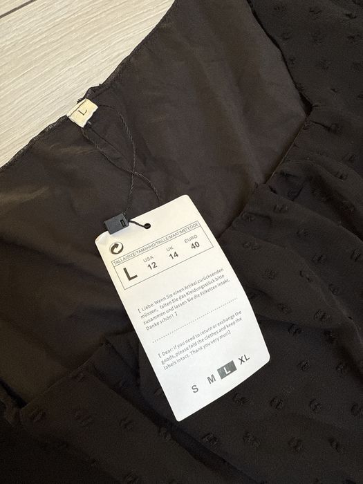 Нова чорна сукня розмір Л