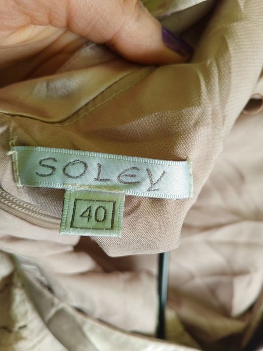 Sukienka koronkowa midi