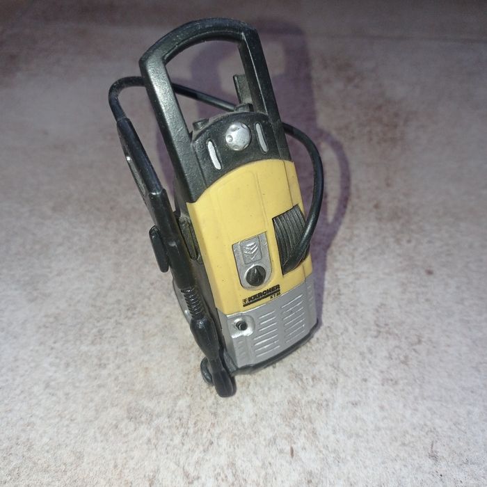 Фигурка миниатюра АВД (мойка) Karcher