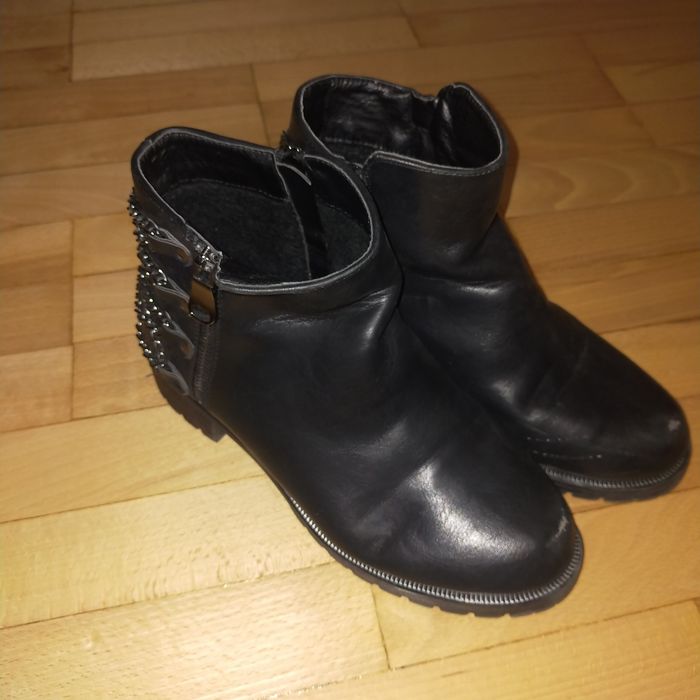Buty krótkie kozaczki rozmiar 38