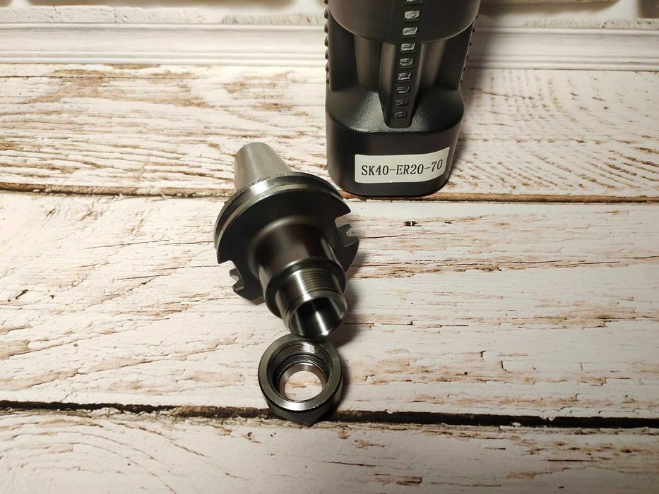 Патрон цанговий BT40 SK40 під ER16 ER25 ER32 Оправка фрезерна