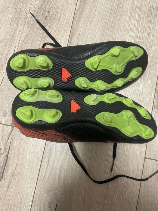 Футбольні буцти Adidas