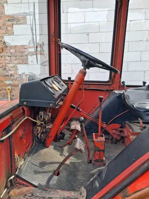 Трактор Т-25А разом з культиватором 2,0м