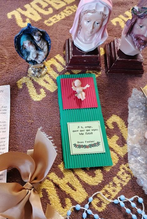 Religious Figures and Symbols, Entire Lot for €564738327515523122