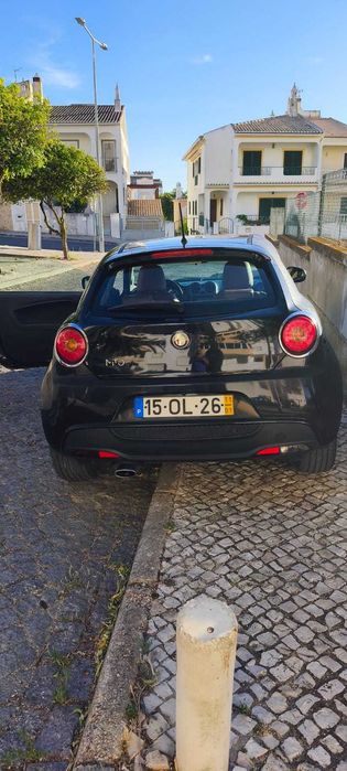 Carro Alfa Romeu Mito