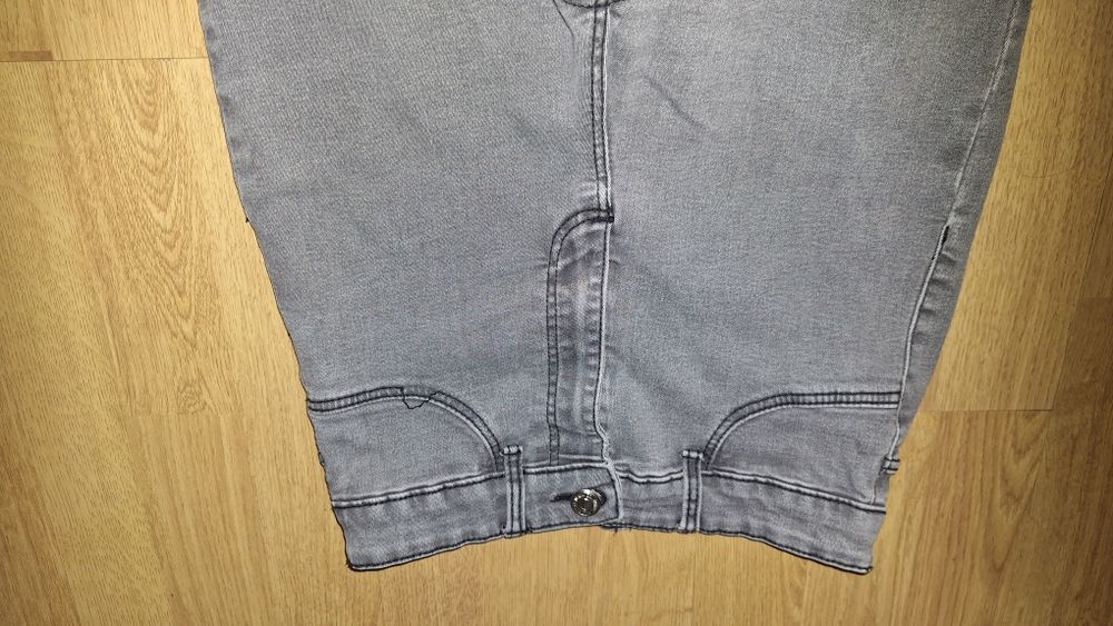 Czarne dżinsy rurki slimm Pull&Bear 38