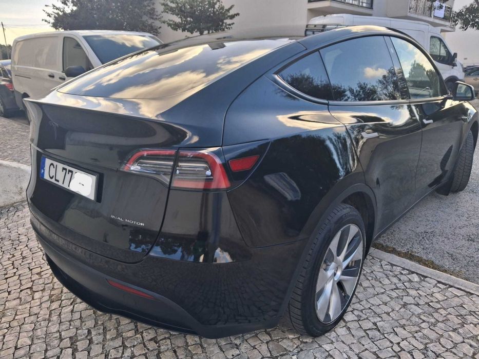 Tesla Model Y 2021 Long Range