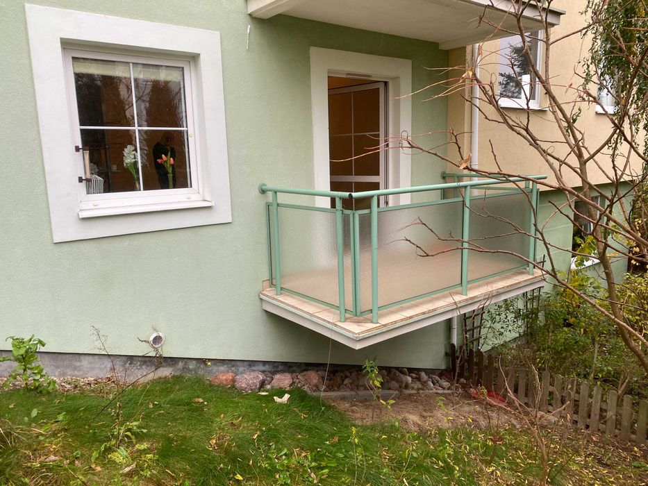 Kawalerka z balkonem, Porębskiego