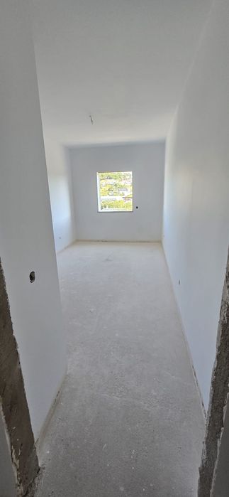 NOVO e confortável T2, com 1 lugares de garagem, arrecadação e boas...