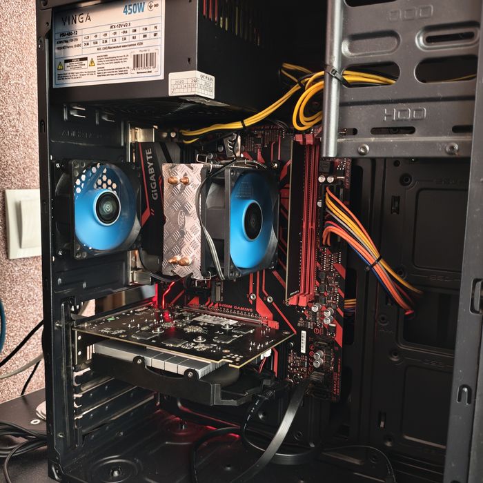 Компьютер Gigabyte B450M Gaming / Ryzen 3 1200 / RX 550 4GB / 8GB DDR4