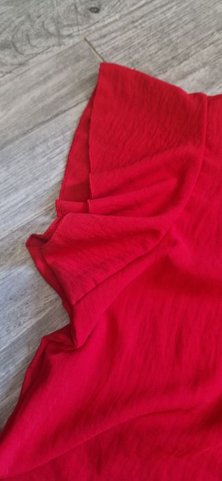 Śliczna nowa czerwona bluzka z wiązaniem z tyłu Italy moda