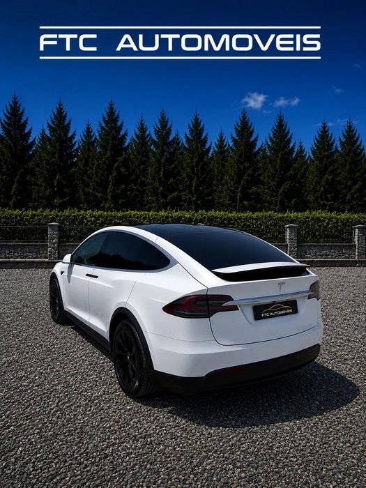 Tesla Model X 100D