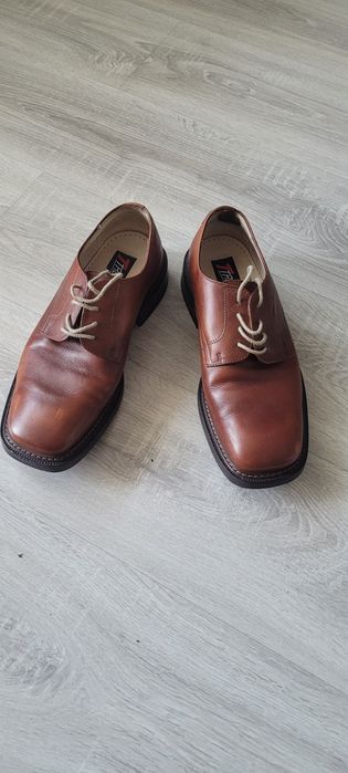 Buty meskie skora 43