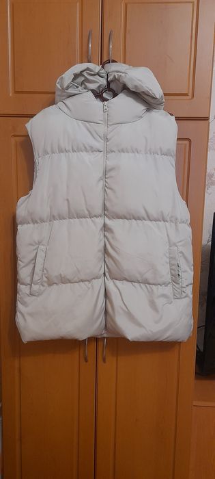 Жилеты. Пересылаю.