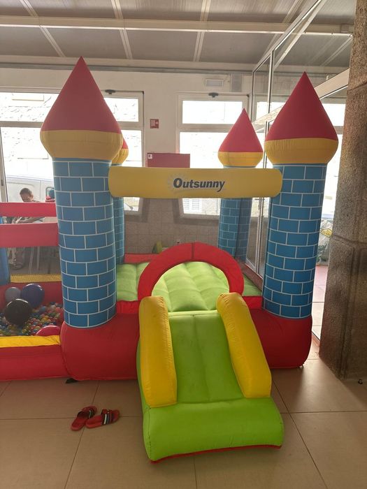 Aluguer de Insuflável