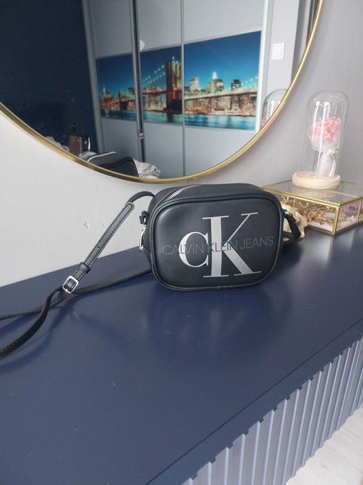 Torebka calvin klein czarna !!!