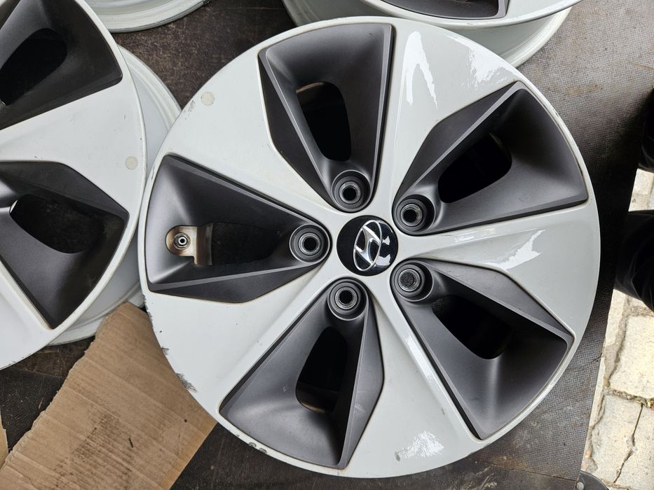Oryginalne Felgi Aluminiowe 16" Hyundai IONIQ  5X114.3  ET50