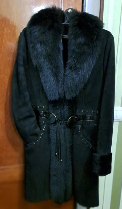 Дубленка натуральна, черная