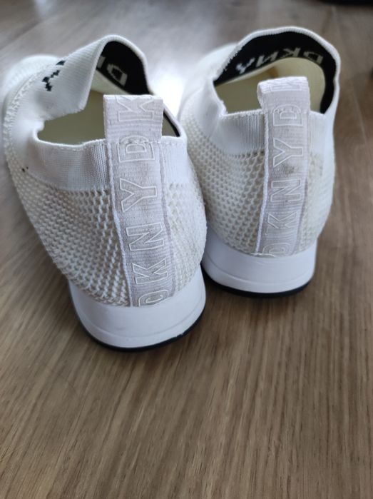 Buty DKNY 38.5 sprzedam
