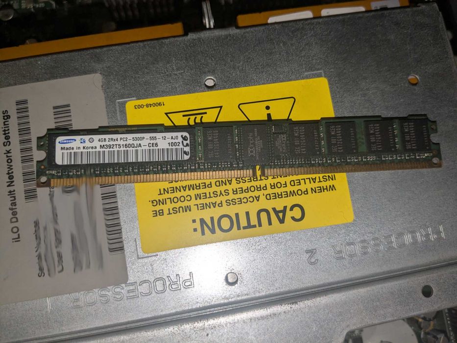 Продам HP Proliant DL385G2