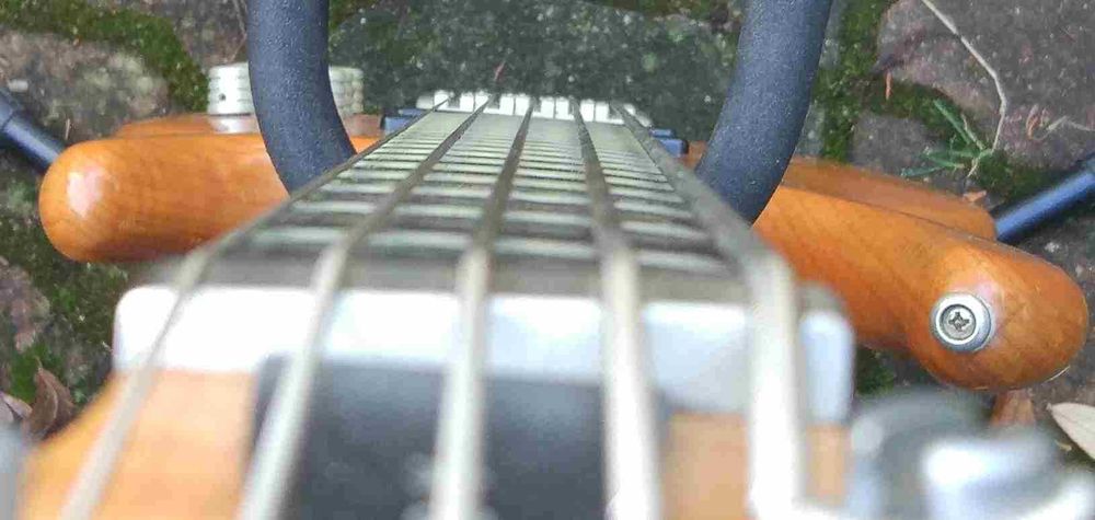 Aktywna gitara basowa Cort A5 Korea