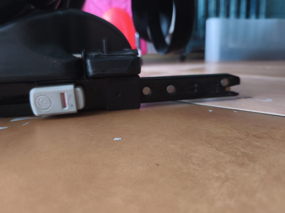 Fotelik lionelo sander isofix